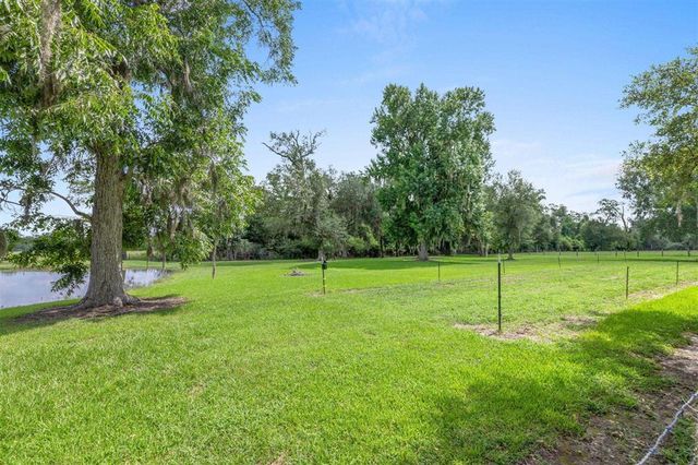 4490 Choupique Road, Sulphur, LA 70665