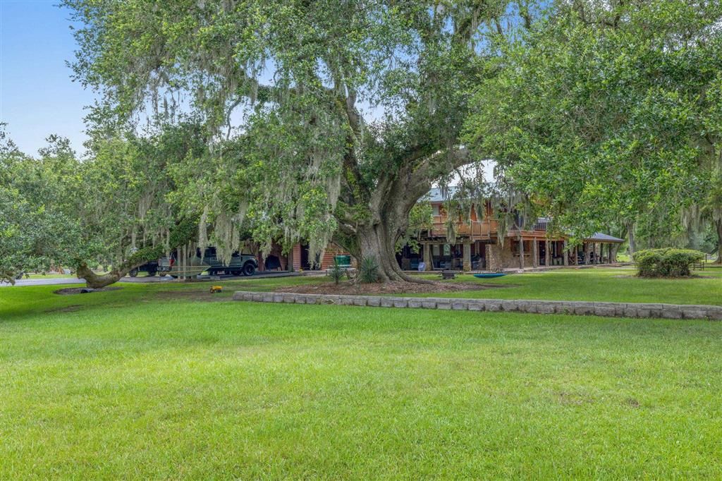4490 Choupique Road, Sulphur, LA 70665