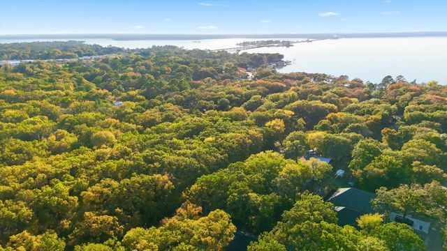 110 Doe Run Road, Gun Barrel City, TX 75156