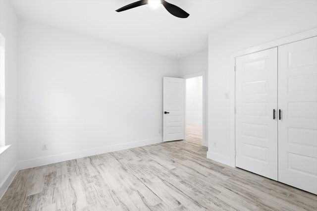 110 Doe Run Road, Gun Barrel City, TX 75156