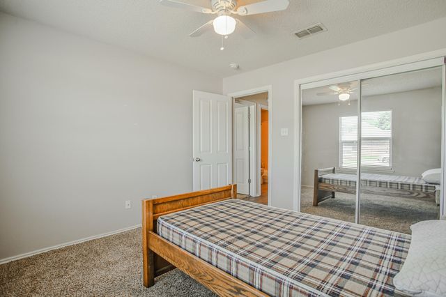 512 N Dover Avenue, Lubbock, TX 79416