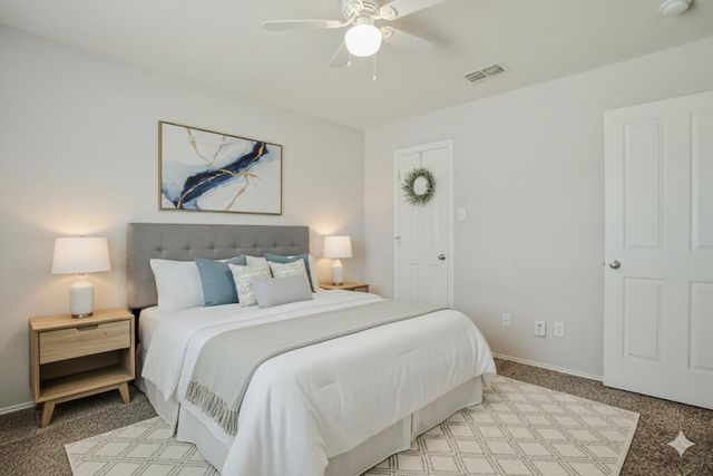 512 N Dover Avenue, Lubbock, TX 79416