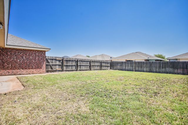 512 N Dover Avenue, Lubbock, TX 79416