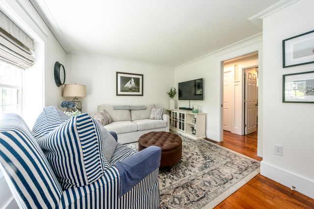 80 Holder Lane, West Barnstable, MA 02668