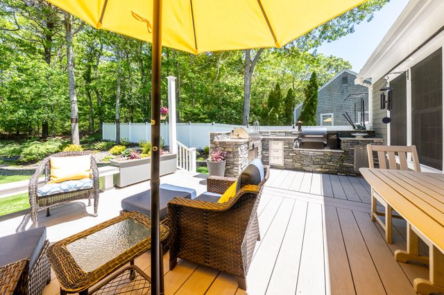 80 Holder Lane, West Barnstable, MA 02668
