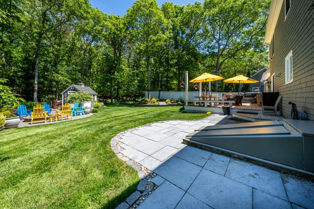80 Holder Lane, West Barnstable, MA 02668