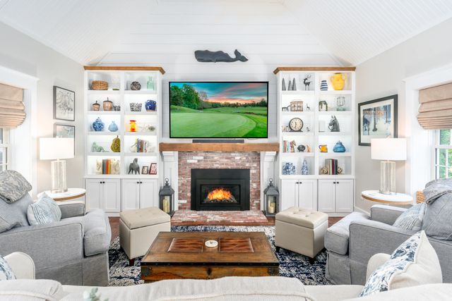 80 Holder Lane, West Barnstable, MA 02668