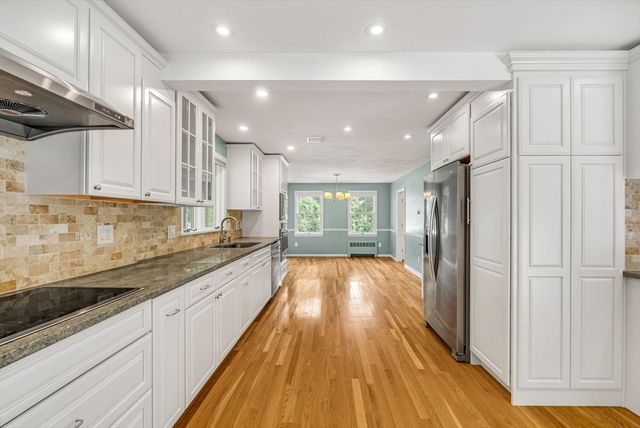 59 Trayer Rd, Canton, MA 02021