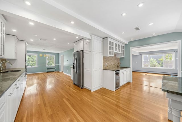59 Trayer Rd, Canton, MA 02021