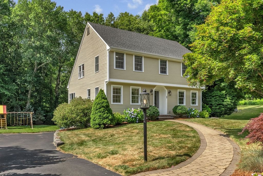 59 Trayer Rd, Canton, MA 02021