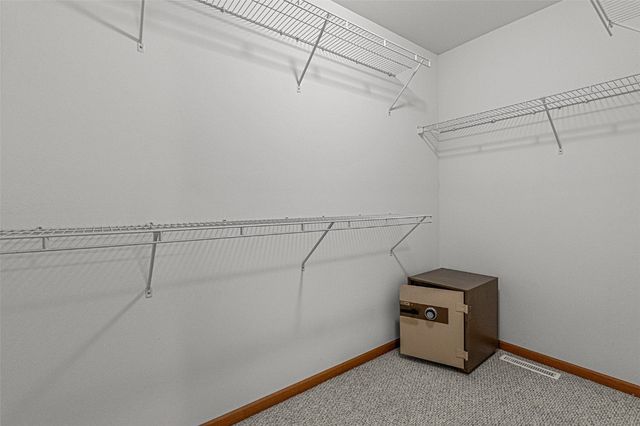 3421 Banar Drive SW B, Cedar Rapids, IA 52404