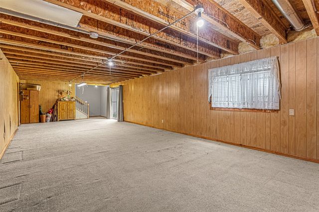 3421 Banar Drive SW B, Cedar Rapids, IA 52404