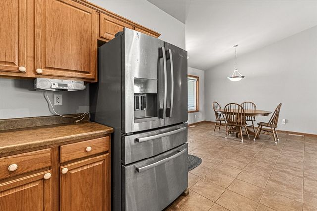 3421 Banar Drive SW B, Cedar Rapids, IA 52404