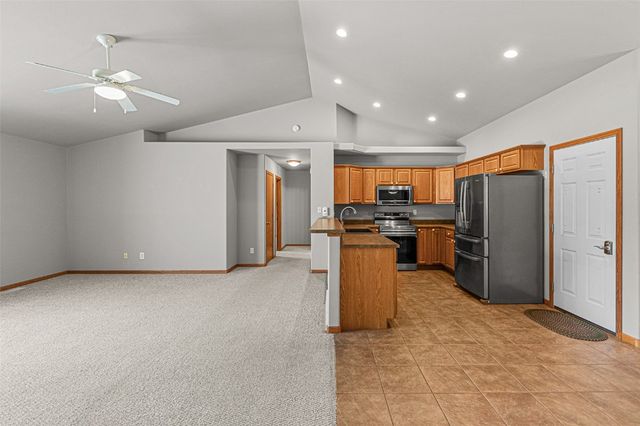 3421 Banar Drive SW B, Cedar Rapids, IA 52404