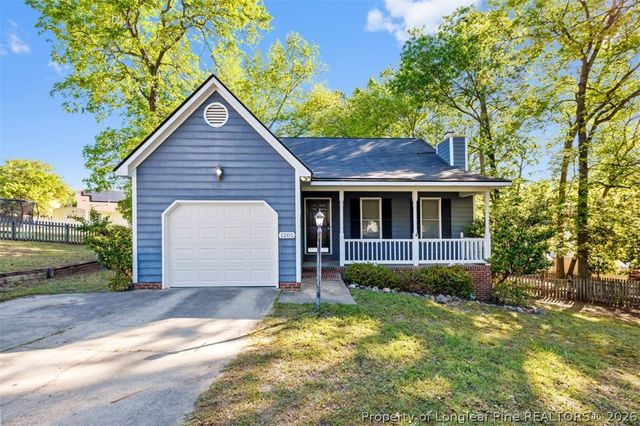 1205 Crossbend Court, Fayetteville, NC 28314