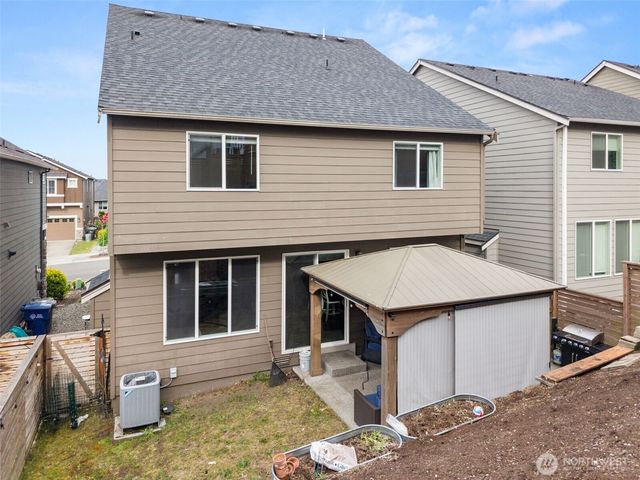 2829 82nd Avenue Ct E, Puyallup, WA 98371