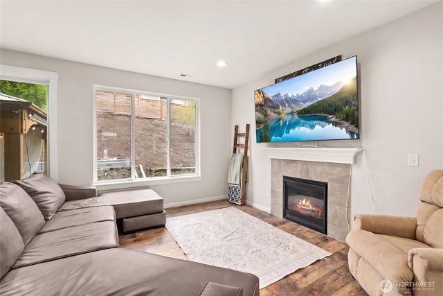 2829 82nd Avenue Ct E, Puyallup, WA 98371