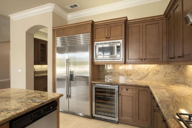 1368 E Waldon Way, Fresno, CA 93730