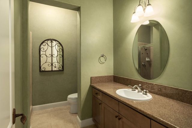 1368 E Waldon Way, Fresno, CA 93730