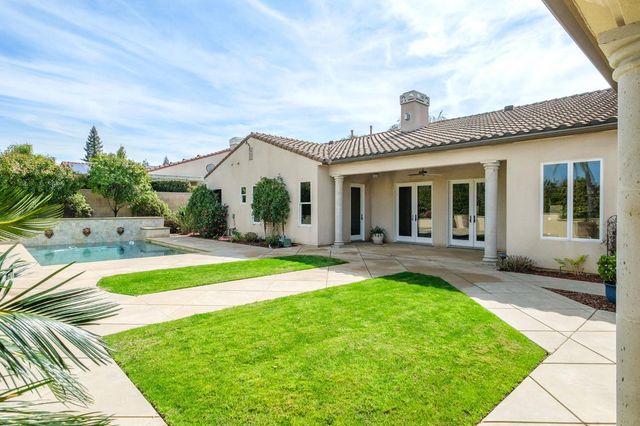 1368 E Waldon Way, Fresno, CA 93730