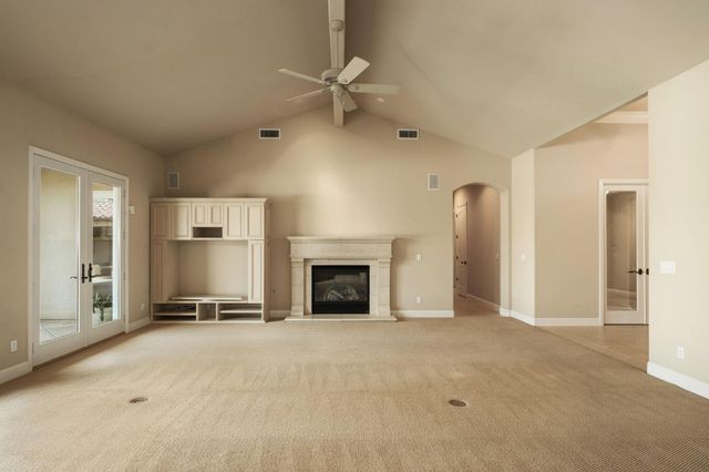 1368 E Waldon Way, Fresno, CA 93730