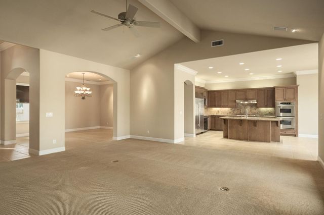 1368 E Waldon Way, Fresno, CA 93730