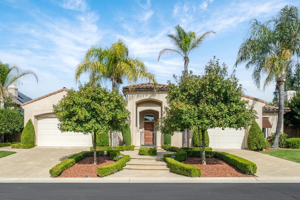 1368 E Waldon Way, Fresno, CA 93730