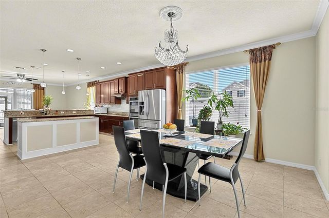 2001 RED BLUFF AVENUE, Apopka, FL 32712