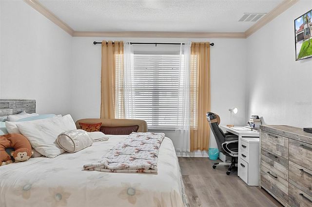2001 RED BLUFF AVENUE, Apopka, FL 32712