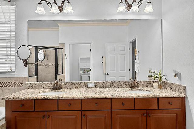 2001 RED BLUFF AVENUE, Apopka, FL 32712