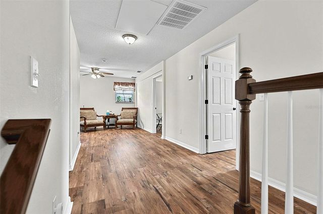 2001 RED BLUFF AVENUE, Apopka, FL 32712