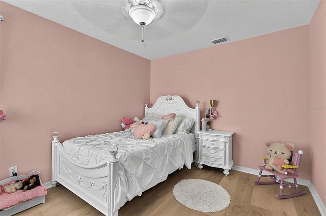 2001 RED BLUFF AVENUE, Apopka, FL 32712