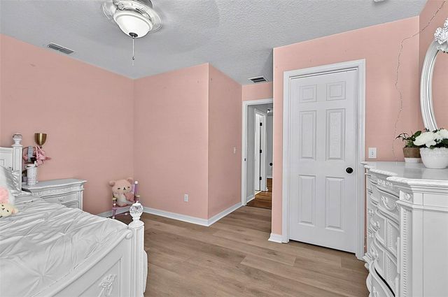 2001 RED BLUFF AVENUE, Apopka, FL 32712