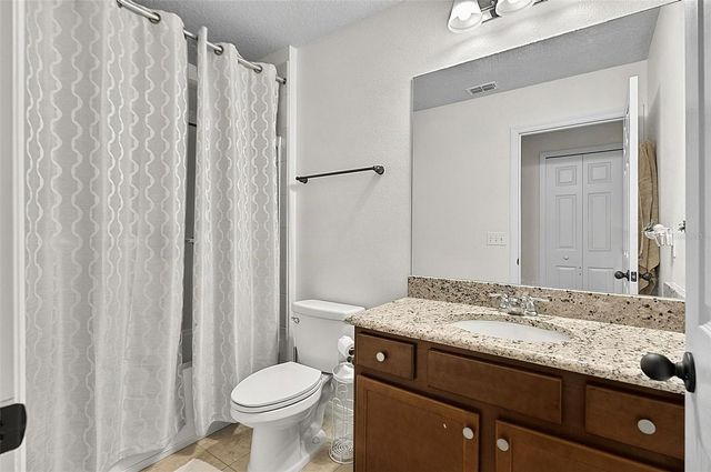 2001 RED BLUFF AVENUE, Apopka, FL 32712