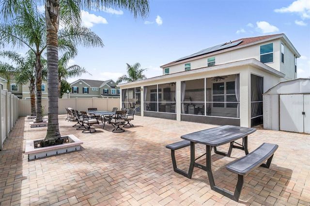 2001 RED BLUFF AVENUE, Apopka, FL 32712
