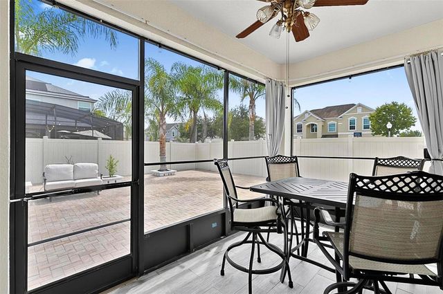2001 RED BLUFF AVENUE, Apopka, FL 32712