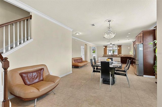 2001 RED BLUFF AVENUE, Apopka, FL 32712