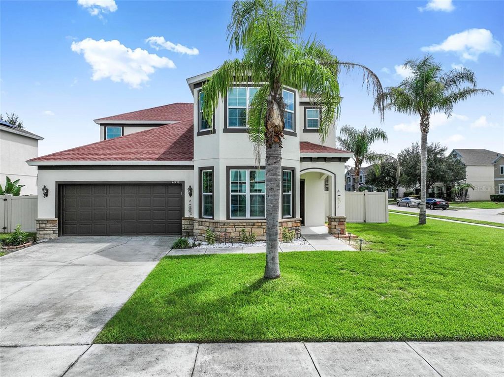 2001 RED BLUFF AVENUE, Apopka, FL 32712