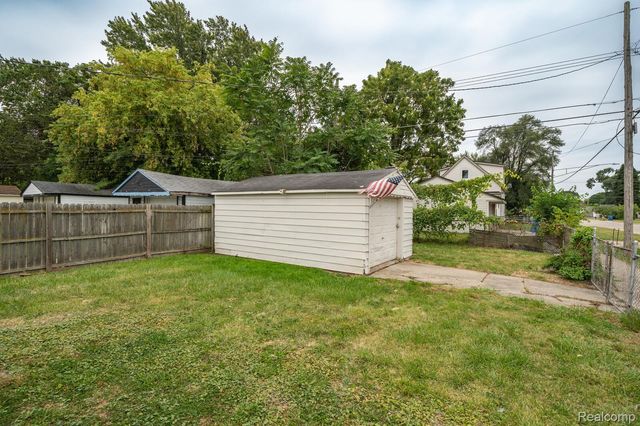 11004 Republic Avenue, Warren, MI 48089