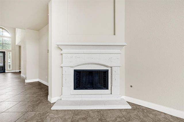 13617 Fountain Mist Drive, Pearland, TX 77584