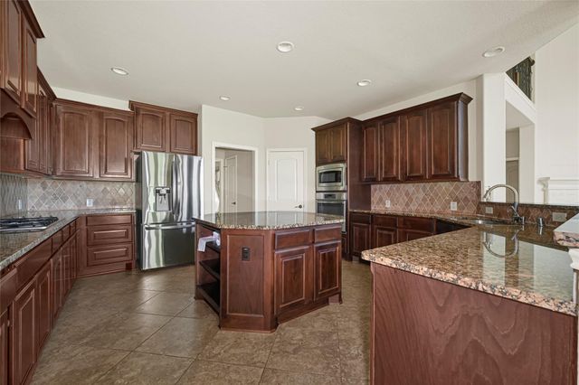 13617 Fountain Mist Drive, Pearland, TX 77584