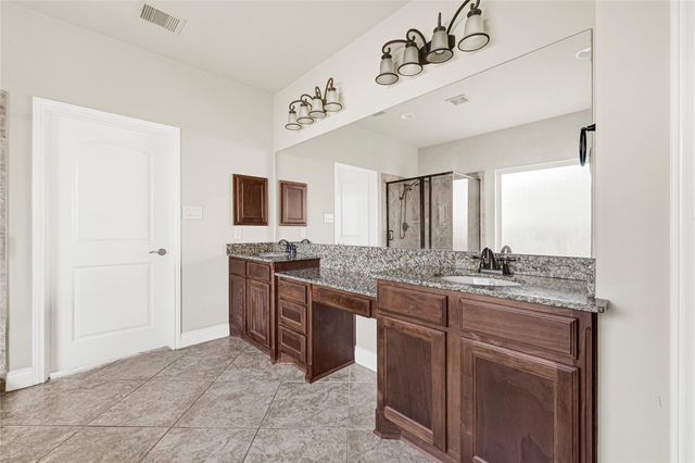 13617 Fountain Mist Drive, Pearland, TX 77584