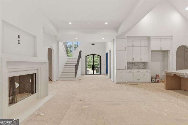 720 Edgewater Trail, Atlanta, GA 30328