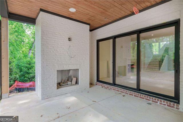 720 Edgewater Trail, Atlanta, GA 30328