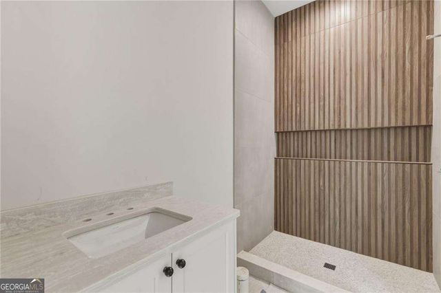 720 Edgewater Trail, Atlanta, GA 30328