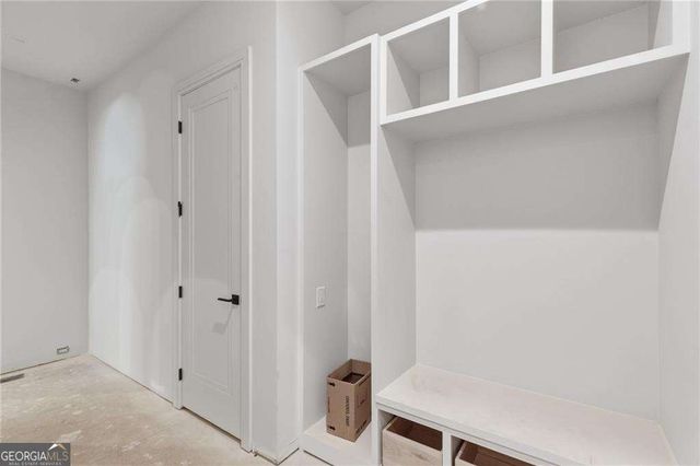 720 Edgewater Trail, Atlanta, GA 30328