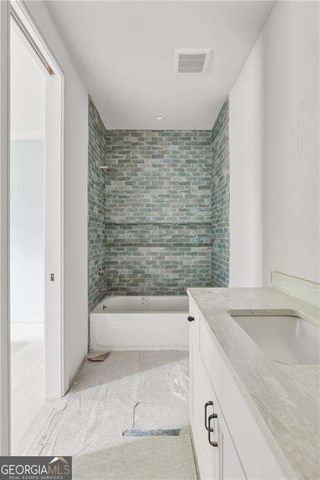 720 Edgewater Trail, Atlanta, GA 30328