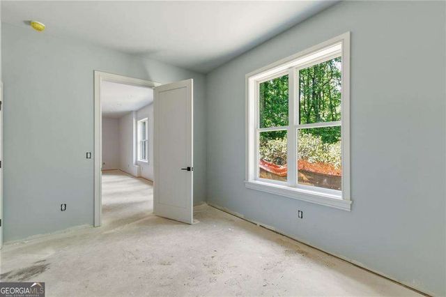 720 Edgewater Trail, Atlanta, GA 30328