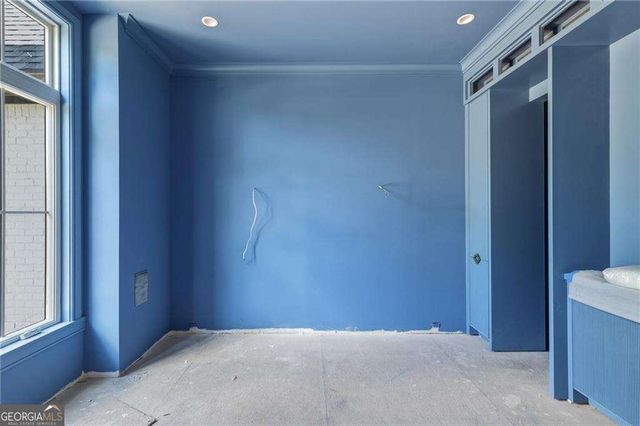 720 Edgewater Trail, Atlanta, GA 30328