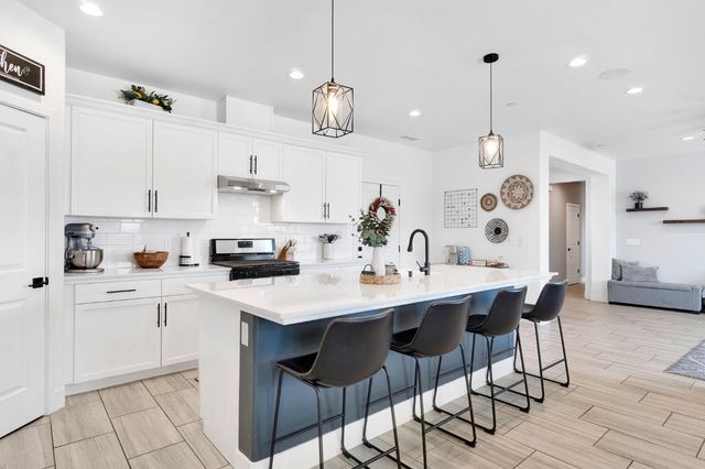 1020 Treasure Hills Drive, Madera, CA 93636